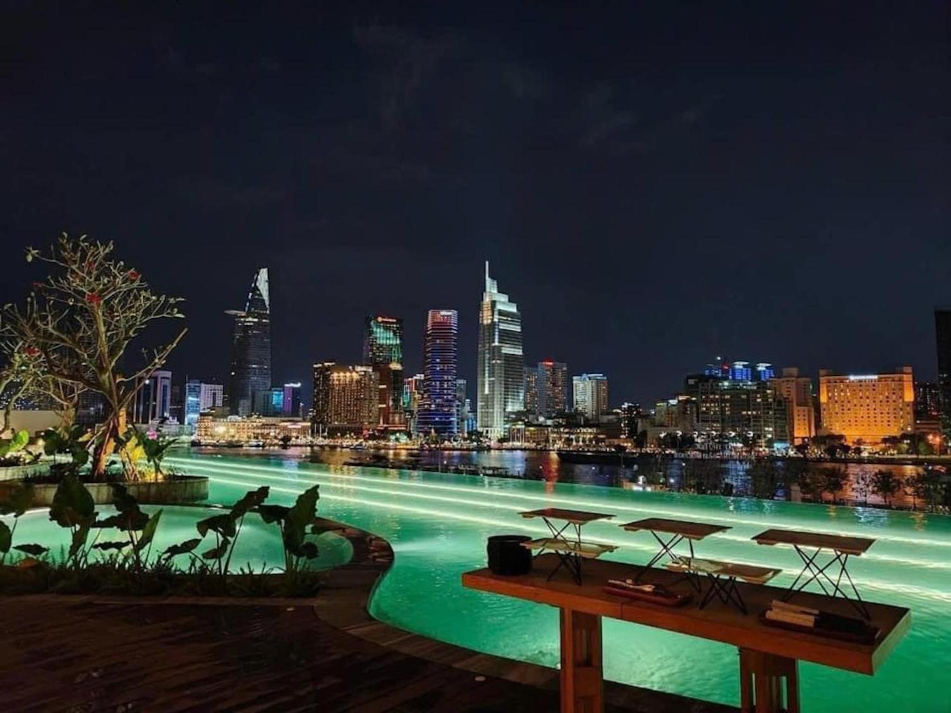 The Opera Apartment Cental Saigon Free Pool-Gym-Sauna Room- Golf Mini Bandar Ho Chi Minh Luaran gambar