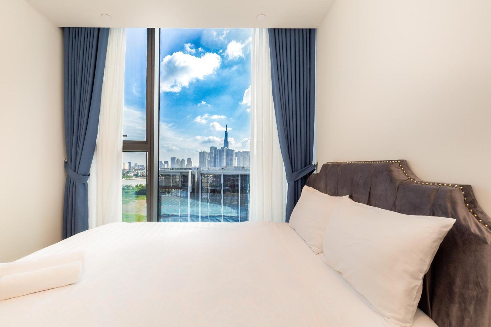 The Opera Apartment Cental Saigon Free Pool-Gym-Sauna Room- Golf Mini Bandar Ho Chi Minh Luaran gambar